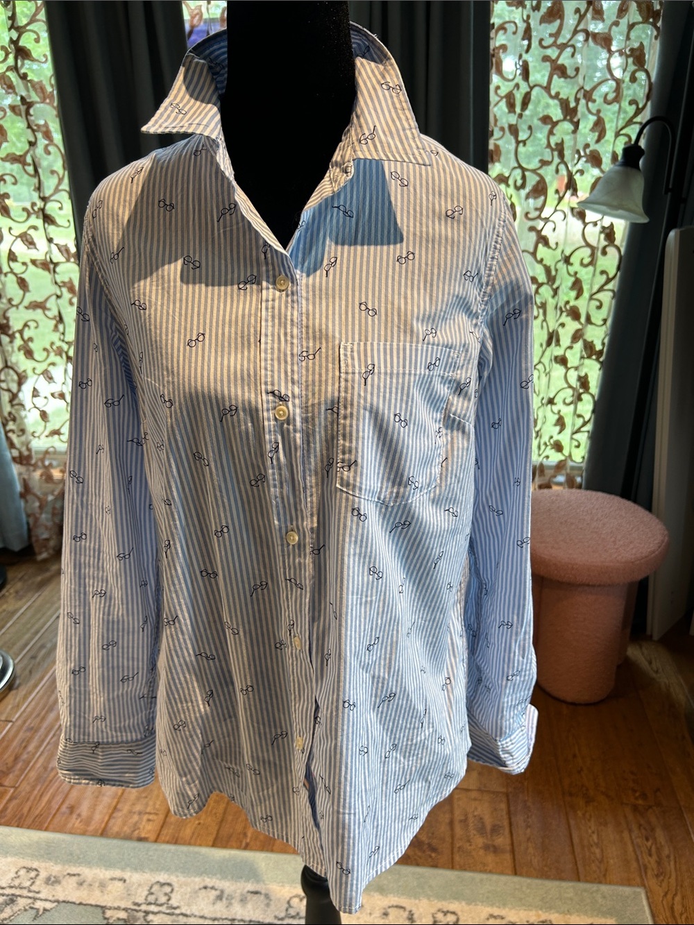 GAP Light Blue & White Striped Button-Down Shirt with Tiny Navy Motif
